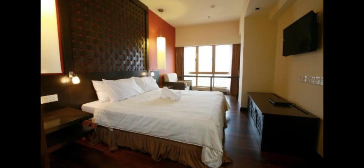 Resort Suites By Landmark At Bandar Sunway Sunway Lagoon Kampong Penaga  Exterior photo